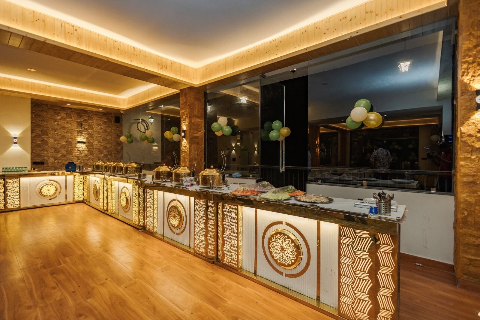 Buffet counter at Parkley Inn restaurant